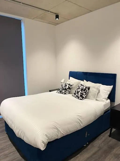 2Bed On Elizabeth Line-5Mins To Excel Custom House Apartment Abbey Wood 0*,  United Kingdom